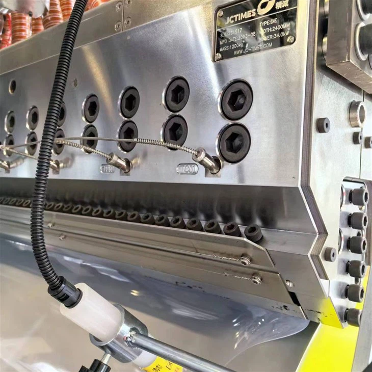 Stretch Film Slitter Rewinder Machine